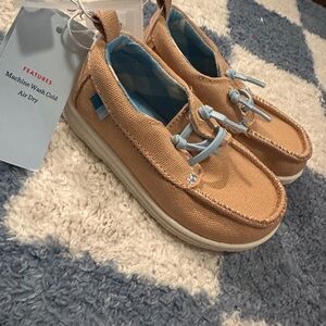 Toddler boy boat shoes